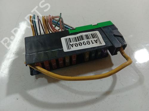 Used Fuse box Fuse box CITROËN C5 III (RD_) 2.0 HDi (RDRHD8, RDRHDJ, RDRHR8, RDRHRJ) (136 hp) 32537995 32537995