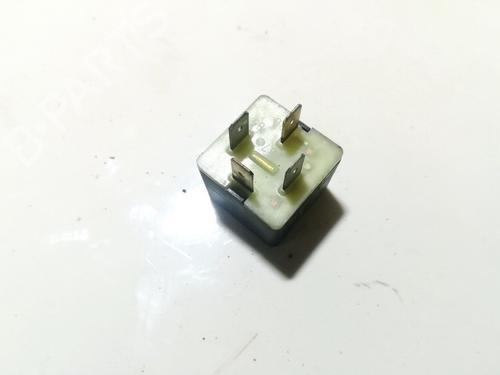 Electronic sensor AUDI 80 B4 Saloon (8C2) 1.9 TDI | BP33513861M84 - Image 2