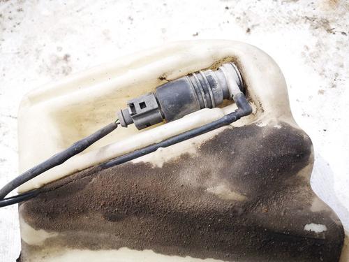 washer-pump-audi-a6-c5-4b2-4b4-1997-1998-1999-2000-2001-2002-2003-2004-2005-35414877 main image