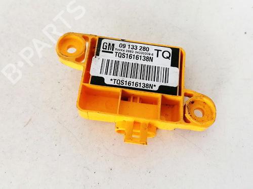 Used Electronic module Electronic module OPEL ASTRA G Hatchback (T98) 2.0 DTI 16V (F08, F48) (101 hp) 33069111 33069111
