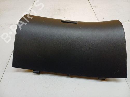 Guantera Guantera TOYOTA AVENSIS (_T25_) 2.2 D-CAT (ADT251_, ADT251R) (177 hp) 39484477 39484477