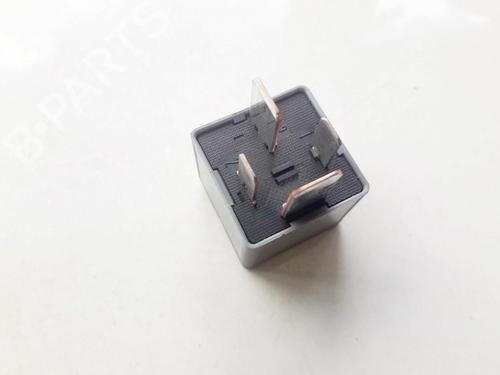 Electronic sensor FORD FOCUS I (DAW, DBW) 1.8 TDCi | BP33523316M84 - Image 2