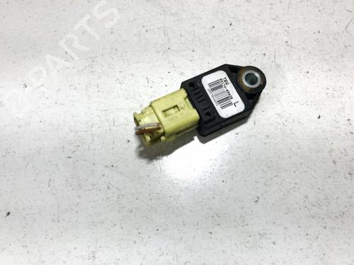 Used Electronic module Electronic module TOYOTA AVENSIS (_T25_) 2.0 D-4D (ADT250_, ADT250R) (126 hp) 33506113 33506113