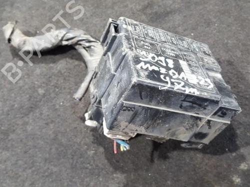 Used Fuse box Fuse box MAZDA 323 S V (BA) 2.0 D (71 hp) 33483908 33483908
