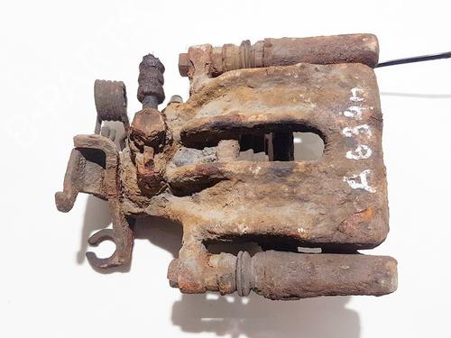 Used Right rear brake caliper Right rear brake caliper VOLVO V40 Estate (645) 2.0 T (163 hp) 35568694 35568694