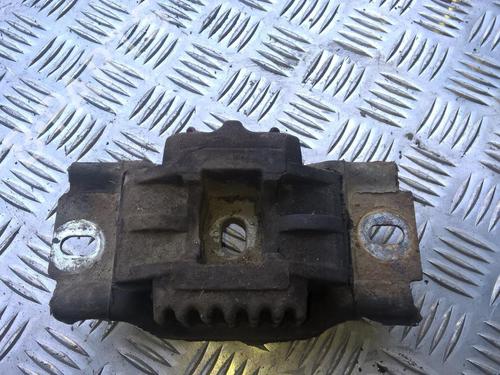 Used Engine mount Engine mount FORD FIESTA V (JH_, JD_) 1.25 16V (75 hp) 33531587 33531587
