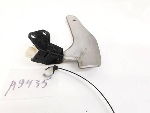 Used Steering wheel controls Steering wheel controls 35233900 35233900
