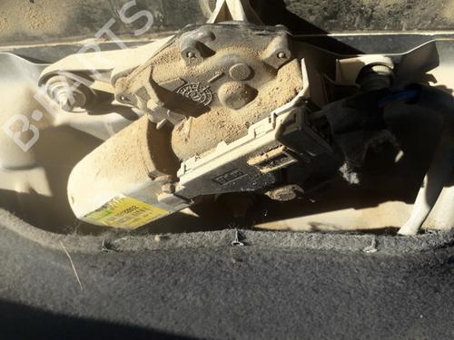 rear-wiper-motor-opel-astra-g-hatchback-t98-1998-1999-2000-2001-2002-2003-2004-2005-2006-2007-2008-2009-35602610 main image