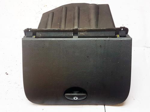 Used Glove box Glove box CITROËN C5 II (RC_) 1.6 HDi (RC8HZB) (109 hp) 35876431 35876431