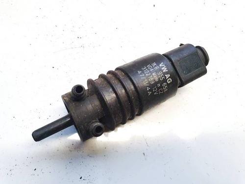 Used Washer pump Washer pump VW PASSAT B7 (362) 1.6 TDI (105 hp) 34899463 34899463