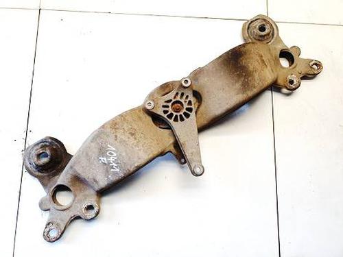 Used Engine mount SEAT EXEO (3R2) 2.0 TDI (143 hp) 32559428