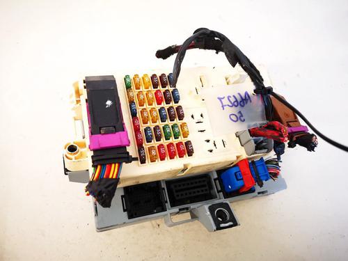 Used Fuse box Fuse box FIAT STILO (192_) 1.9 JTD (192_XE1A) (115 hp) 33079921 33079921