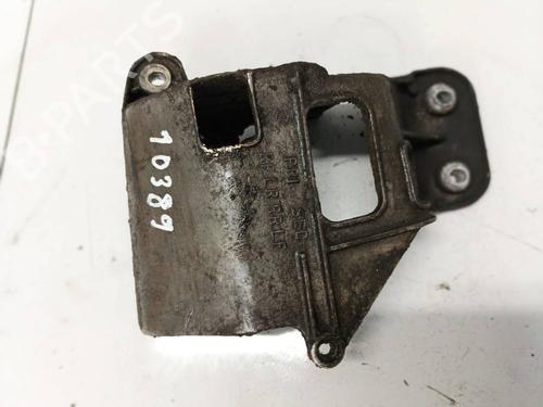 Used Support Support CHRYSLER VOYAGER / GRAND VOYAGER III (GS_, NS_) 2.4 i (151 hp) 32572029 32572029