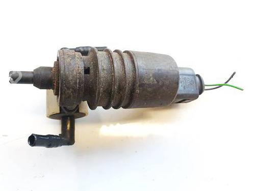 Used Washer pump Washer pump VW PASSAT B7 (362) 1.6 TDI (105 hp) 34901767 34901767