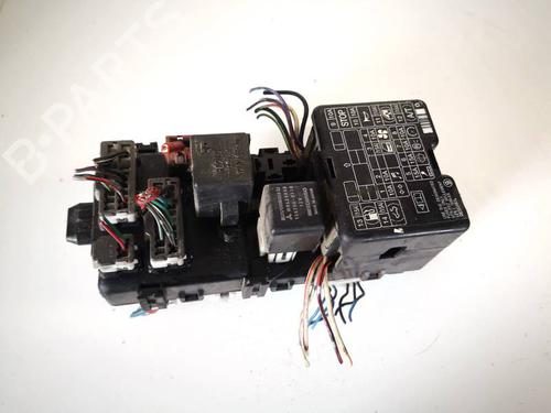 Used Fuse box Fuse box MITSUBISHI PAJERO SPORT I (K7_, K9_) 2.5 TD (K94W) (99 hp) 32955073 32955073