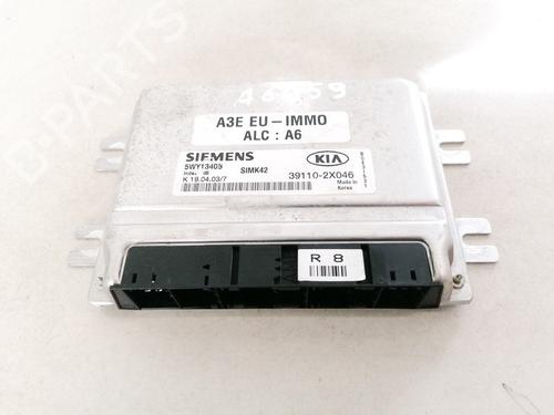 Used Engine control unit (ECU) Engine control unit (ECU) KIA RIO I Saloon (DC_) 1.3 (82 hp) 33079695 33079695