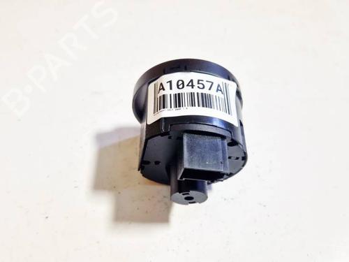 Switch VW GOLF V (1K1) 1.9 TDI 4motion | BP34986874I30 - Image 2
