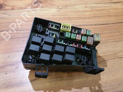 Used Fuse box Fuse box 33480220 33480220