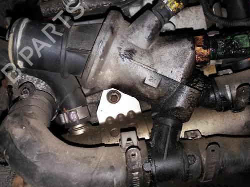 Used Thermostat housing Thermostat housing FIAT STILO (192_) 1.9 D Multijet (100 hp) 35709807 35709807
