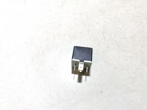 Used Electronic sensor Electronic sensor OPEL VECTRA B Estate (J96) 2.2 DTI 16V (F35) (125 hp) 33081456 33081456