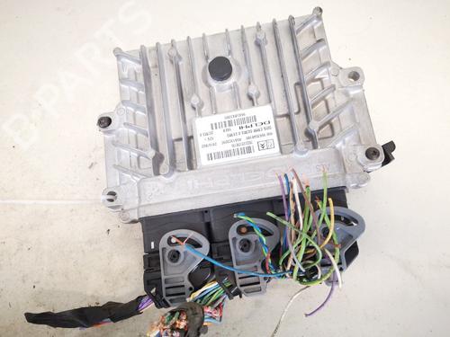 Used Engine control unit (ECU) Engine control unit (ECU) CITROËN C5 III (RD_) 2.0 HDi (RDRHD8, RDRHDJ, RDRHR8, RDRHRJ) (136 hp) 32914633 32914633