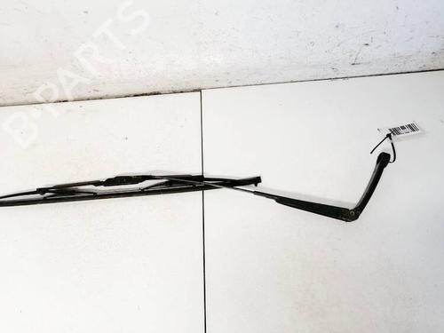 front-windshield-wiper-arm-audi-a4-b5-8d2-1994-1995-1996-1997-1998-1999-2000-2001-32599342 main image