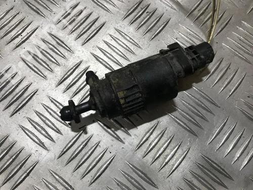 Used Washer pump Washer pump RENAULT LAGUNA I (B56_, 556_) 1.9 dTi (B56J) (98 hp) 35703978 35703978