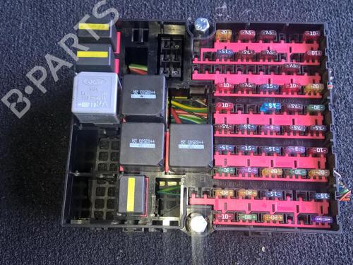 Used Fuse box Fuse box FORD FIESTA V (JH_, JD_) 1.4 TDCi (68 hp) 33531394 33531394