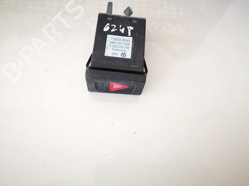 Used Warning switch Warning switch VW PASSAT B5 Variant (3B5) 1.6 (101 hp) 35608428 35608428