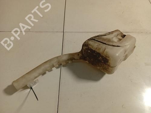 Used Windscreen washer tank Windscreen washer tank 39231941 39231941