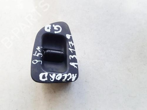 Used Switch Switch HONDA ACCORD VI Hatchback (CH, CL) 2.0 TDi (CH8) (105 hp) 33517353 33517353