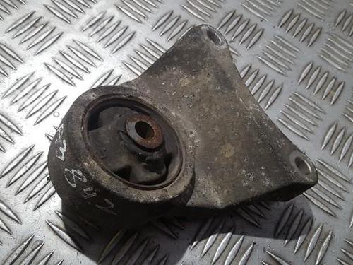 Used Engine mount Engine mount TOYOTA RAV 4 III (_A3_) 2.2 D 4WD (ALA30_, ALA30R) (136 hp) 33501467 33501467