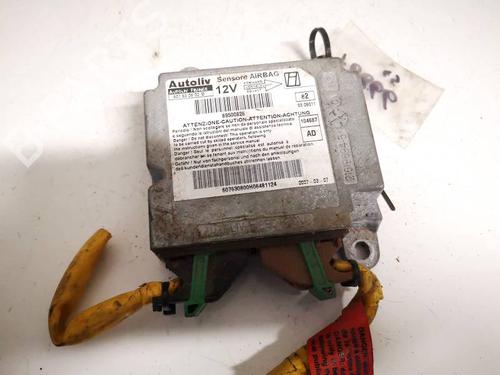 airbag-styreenhed-iveco-daily-iv-platformchassis-2006-2007-2008-2009-2010-2011-2012-32545575 main image