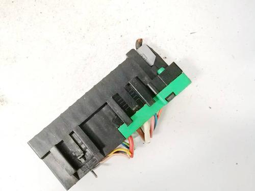 Fuse box PEUGEOT 607 (9D, 9U) 2.7 HDi 24V | BP32581358E1 