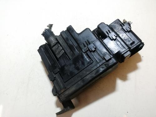 Used Fuse box Fuse box TOYOTA PREVIA II (_R3_) 2.0 D-4D (CLR30_, CLR30R) (116 hp) 33516018 33516018