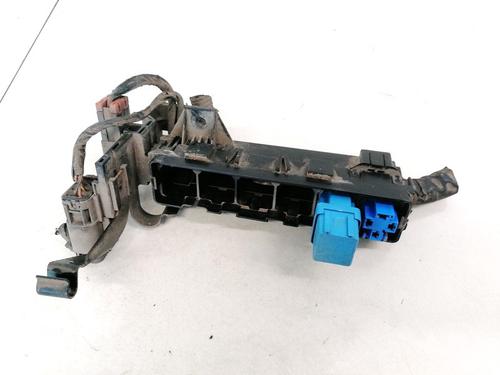 Used Fuse box Fuse box NISSAN MICRA II (K11) 1.0 i 16V (K11) (54 hp) 32876532 32876532