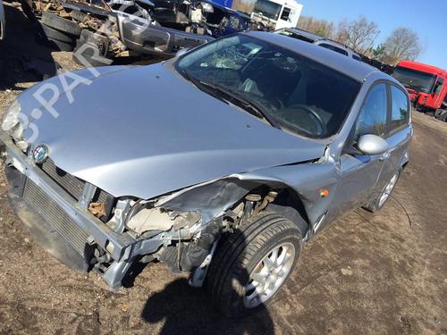 Used Parts ALFA ROMEO 147 (937_) 1.6 16V T.SPARK ECO (937.AXA1A, 937.BXA1A) 4526835