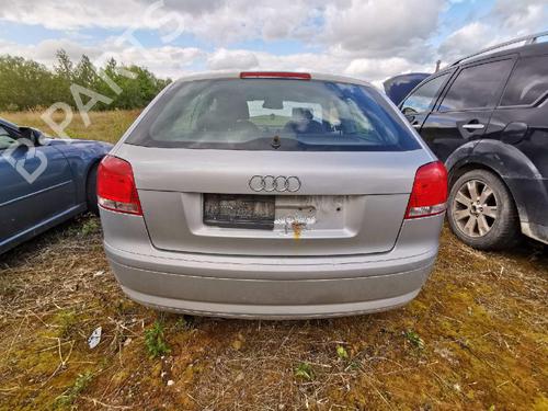 Fuse box AUDI A3 (8P1) 1.6 | BP32581293E1 