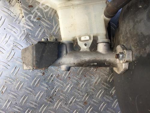 Used Brake master cylinder Brake master cylinder NISSAN PRIMERA Hatchback (P12) 1.8 (115 hp) 35658742 35658742