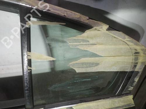 Panel rude bagtil venstre Panel rude bagtil venstre 35003576 35003576