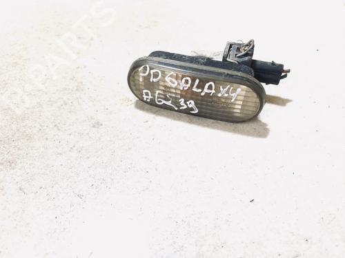 Used Right side indicator Right side indicator 35604118 35604118