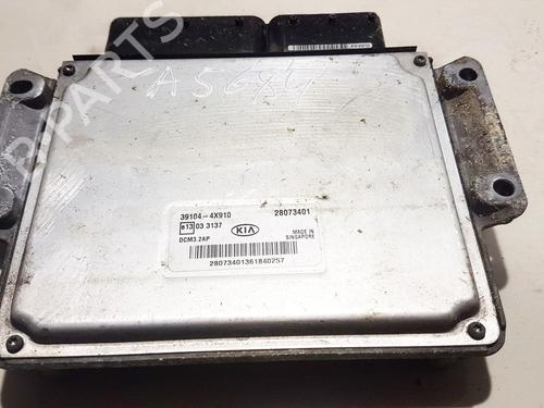 Used Engine control unit (ECU) Engine control unit (ECU) KIA CARNIVAL / GRAND CARNIVAL III (VQ) 2.9 CRDi (185 hp) 33104257 33104257