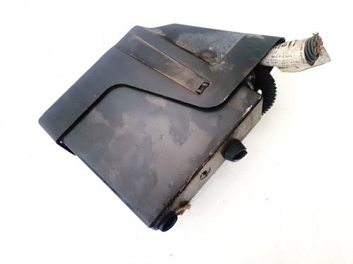 fuse-box-opel-astra-g-hatchback-t98-1998-1999-2000-2001-2002-2003-2004-2005-2006-2007-2008-2009-32914762 main image
