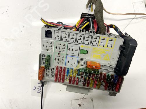Used Fuse box Fuse box OPEL ASTRA G Hatchback (T98) 1.6 LPG (F08, F48) (101 hp) 32893818 32893818