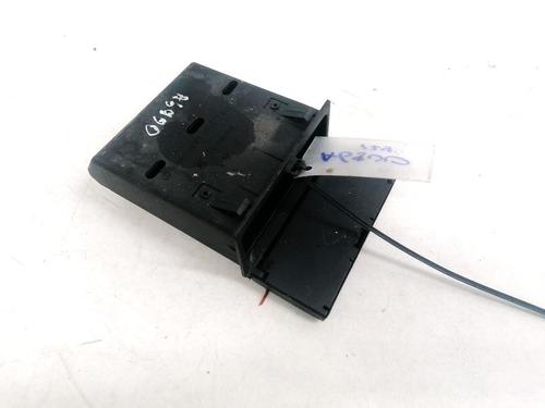 glove-box-audi-a4-b5-8d2-1994-1995-1996-1997-1998-1999-2000-2001-35547139 main image