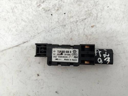 Used Electronic module Electronic module MERCEDES-BENZ R-CLASS (W251, V251) R 320 CDI 4-matic (251.022, 251.122) (224 hp) 32557571 32557571