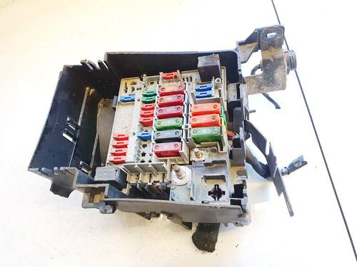 Used Fuse box PEUGEOT 406 (8B) 2.0 HDI 110 (109 hp) 32609474