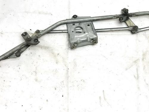 Used Front wipers mechanism Front wipers mechanism CHRYSLER VOYAGER / GRAND VOYAGER III (GS_, NS_) 2.5 TD (116 hp) 35671370 35671370