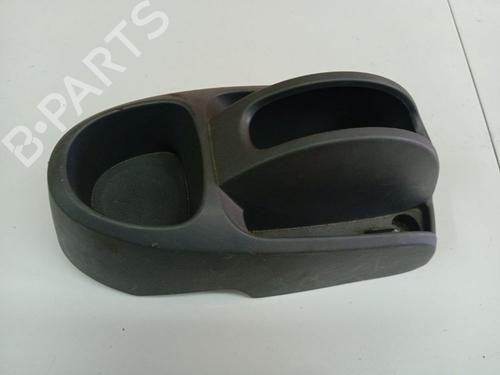 Portavasos/Objetos Portavasos/Objetos PEUGEOT 107 (PM_, PN_) 1.0 (68 hp) 37254272 37254272