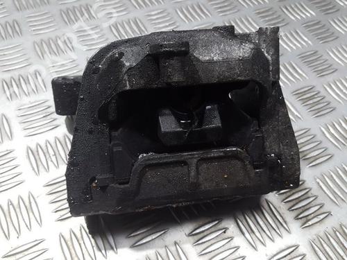 Used Engine mount Engine mount VW CADDY III Box Body/MPV (2KA, 2KH, 2CA, 2CH) 1.9 TDI (105 hp) 33499734 33499734